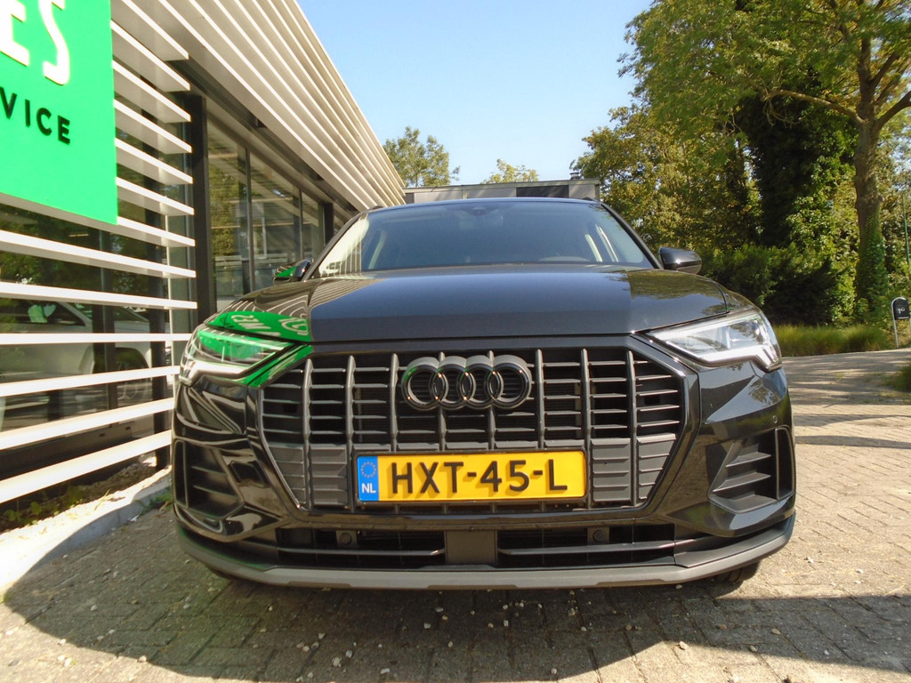 Audi Q3 45 TFSI e Advanced edition 46648209-1.jpg | Autobedrijf Ouwerkerk